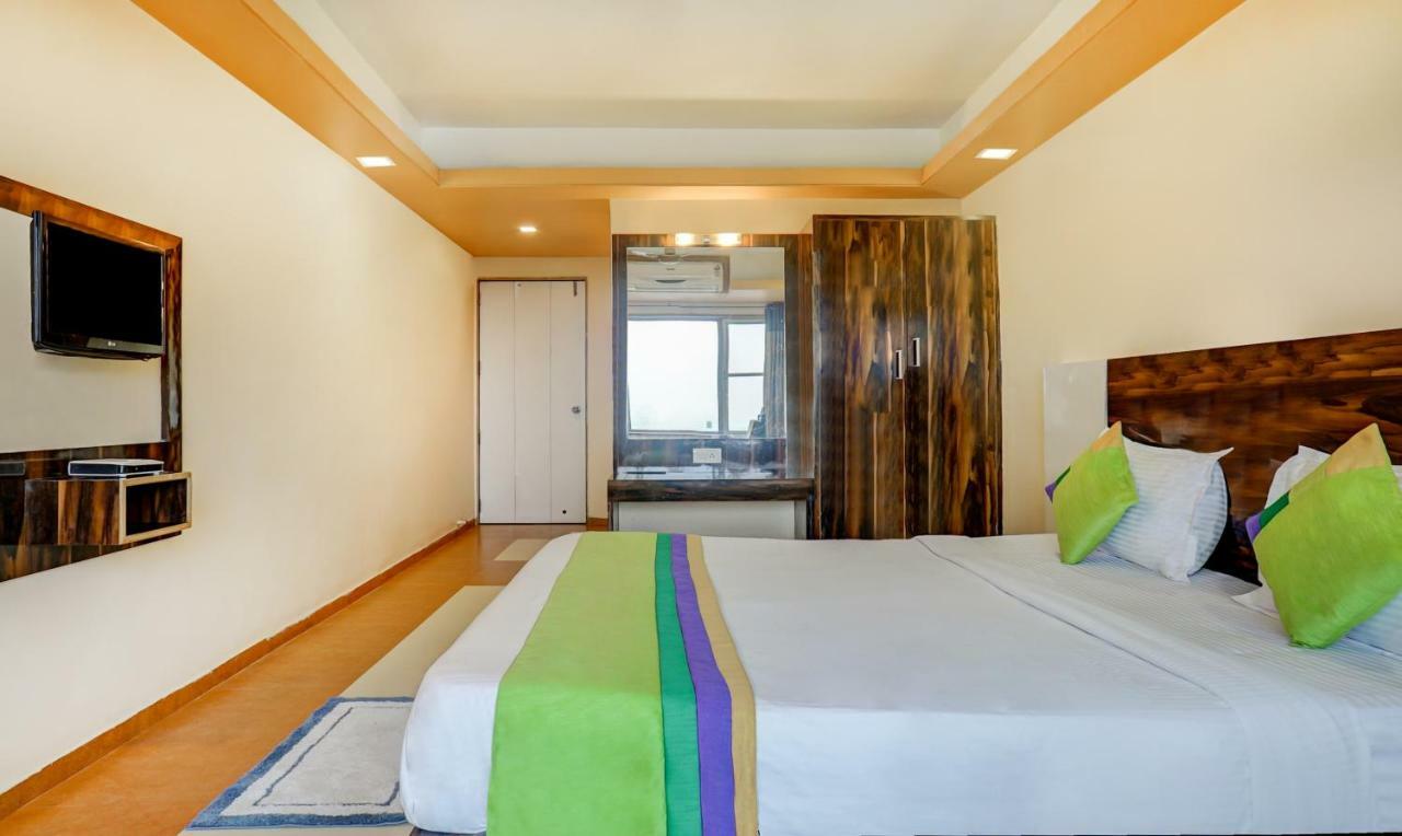 Mountview Resort & Spa Lonavala Exterior photo