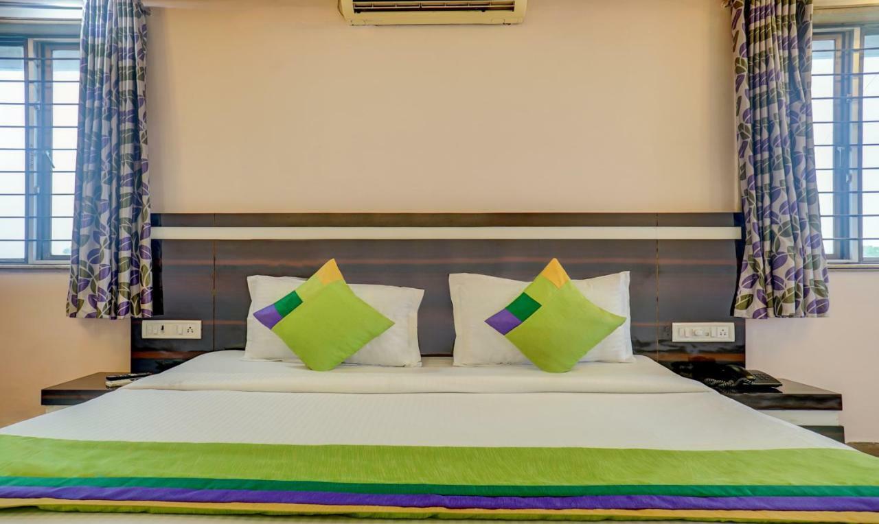 Mountview Resort & Spa Lonavala Exterior photo