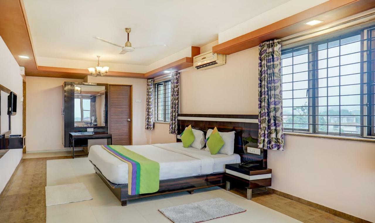 Mountview Resort & Spa Lonavala Exterior photo